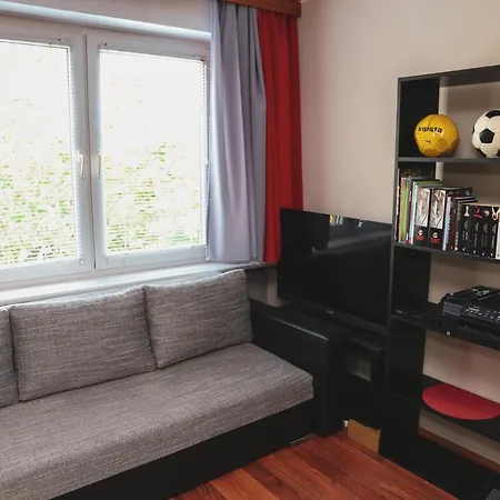 Aurelia Apartament *